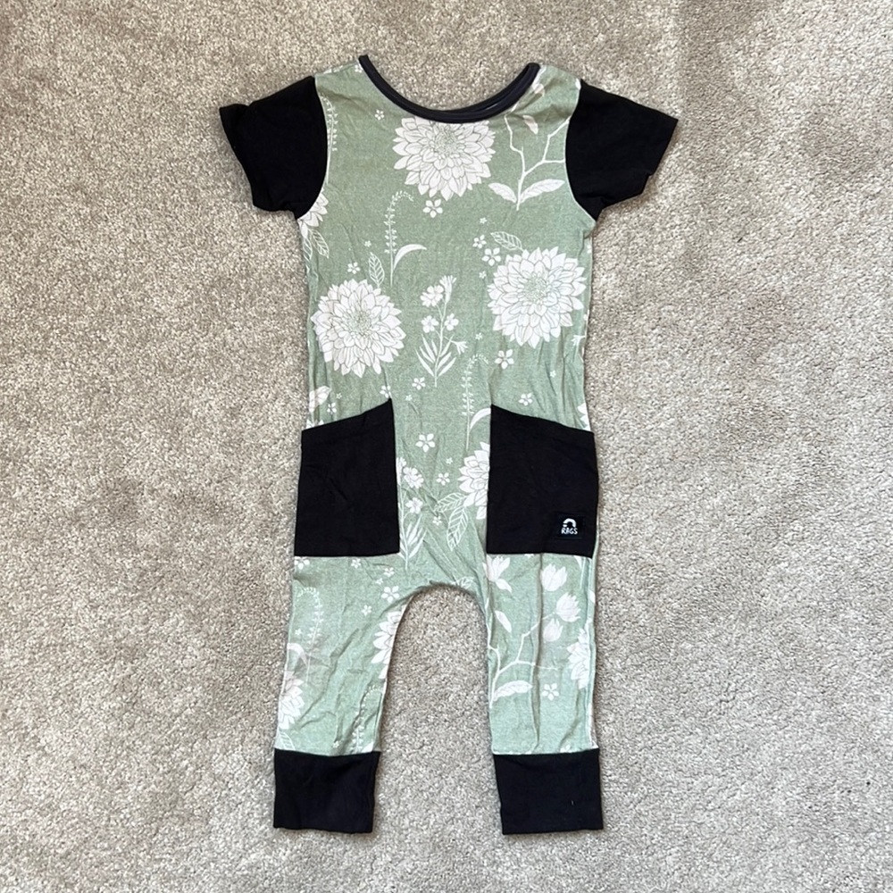 Rags to Raches short sleeve pocket romper